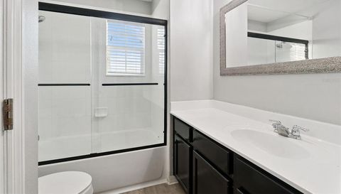 1030 BENDING OAK TRAIL