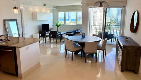 19900 W Country Club Dr