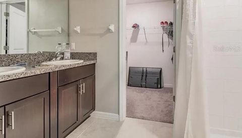 5157 WHITE CHICORY DRIVE