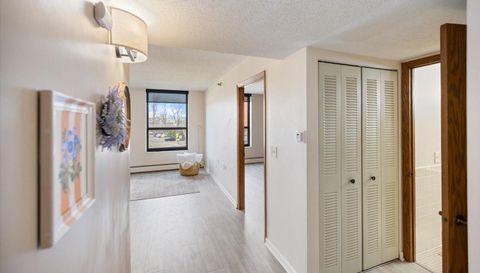 6615 Lake Shore Drive S