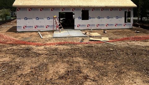 7588 Sarah Dr