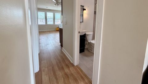 5044 W 31st Place