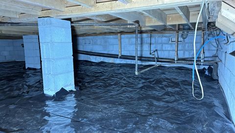 3417 Creekwood Dr SE