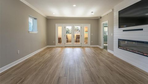 300 BELLA HARBOR COURT