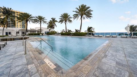 2711 N Ocean Dr