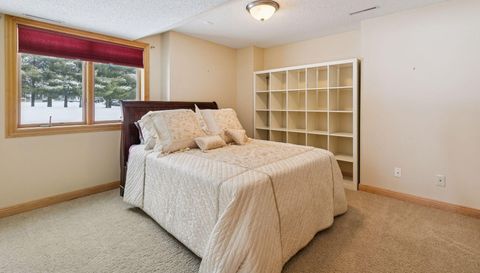 2728 Headland Court SW