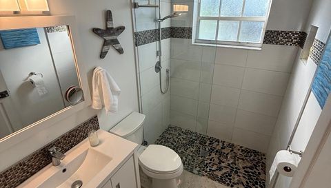 5180 Sabal Gardens Ln