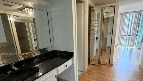 20379 W Country Club Dr