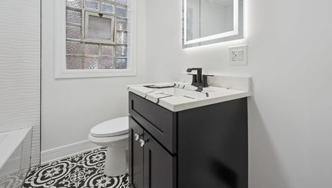 8389 S Baltimore Ave