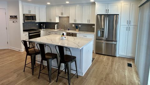 1229 Ballantrae Place
