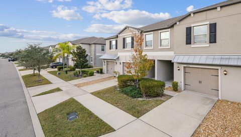 9754 Pembrooke Pines Dr