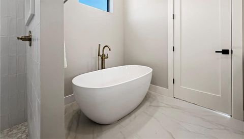 1326 W NEW HAMPSHIRE STREET