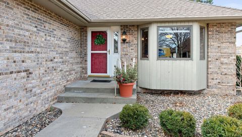 2195 Ferris Lane