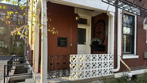 445 Ludlow Ave