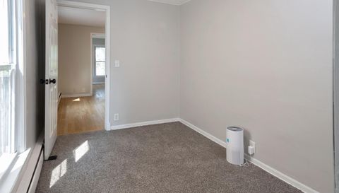 2815 Dupont Avenue S