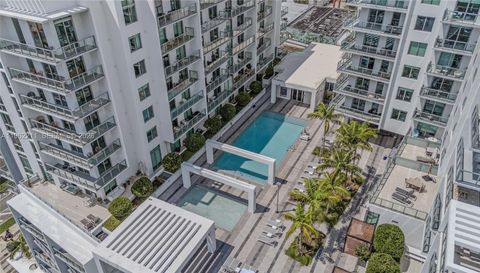 3900 Biscayne Blvd