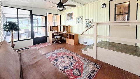 7139 ALAMANDA BOULEVARD W