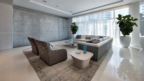 300 Sunny Isles Blvd