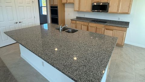 1996 Greenborough St