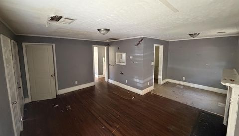 3727 Bakers Ferry Rd SW