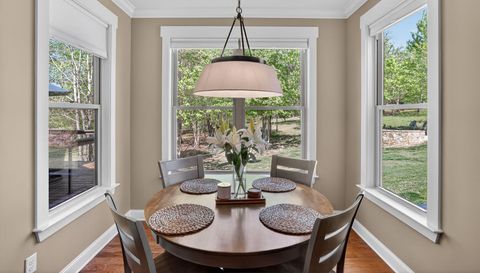 1625 River Bluffs Dr