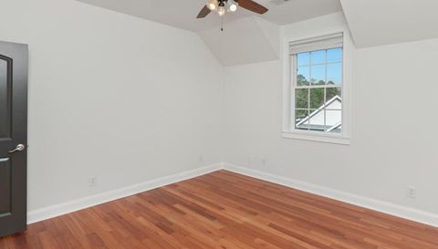 217 Chapel Ridge Cir