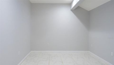 557 PINELLAS BAYWAY S