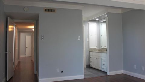 108 World Of Tennis SQ