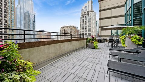 100 E Huron Street
