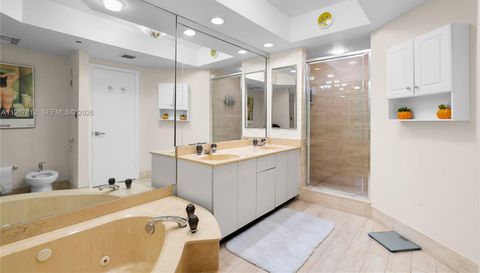 20281 E Country Club Dr