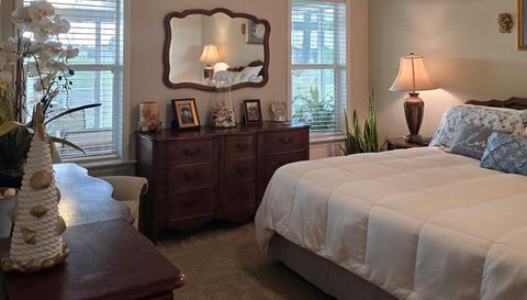 3925 Manatee Club Dr