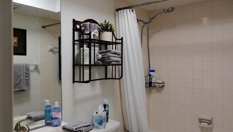 2395 Harbor Blvd Apartment 203