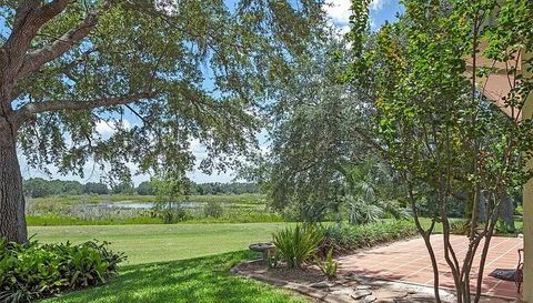 21325 Royal Troon Dr