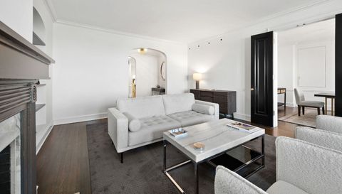 1242 N Lake Shore Drive