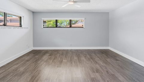 110 Dunwoody Ln