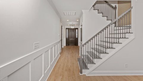 217 Chapel Ridge Cir