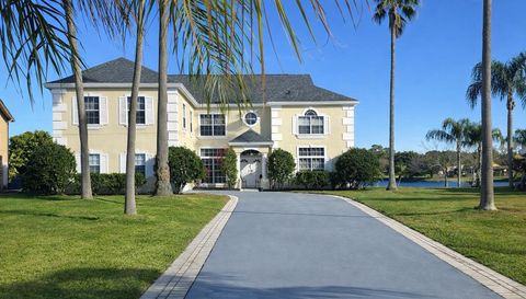 7823 Shane Ct