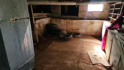 905 East Washing Street