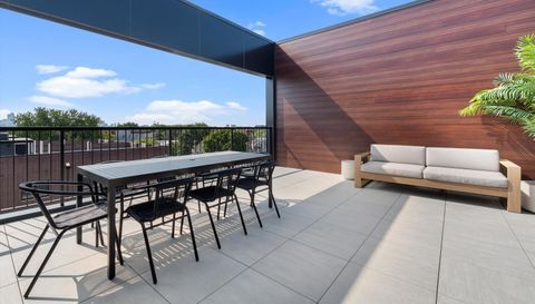 3140 N Clybourn Avenue