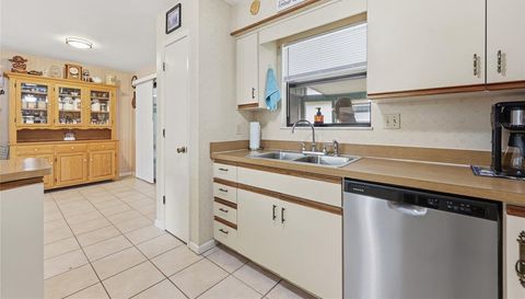 9028 NW 37TH CIRCLE