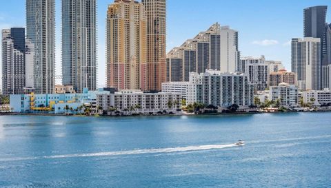 3600 Mystic Pointe Dr