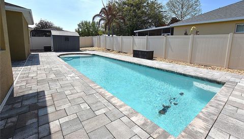 1977 WIND MEADOWS DRIVE