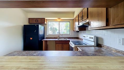 7122 Harbor Heights Cir