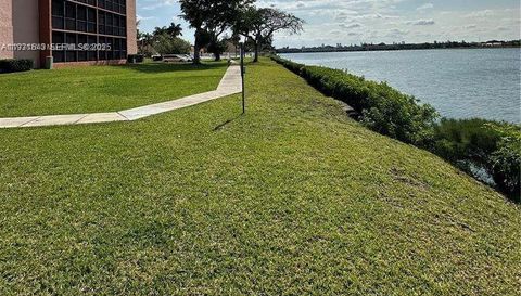 20860 San Simeon Way