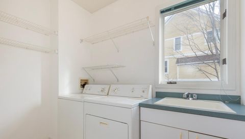 10035 Gristmill Ridge