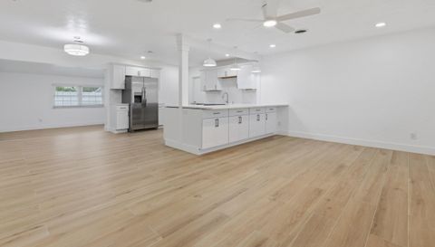 305 Glen Oak Rd