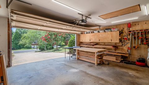 12328 Sandringham Pl