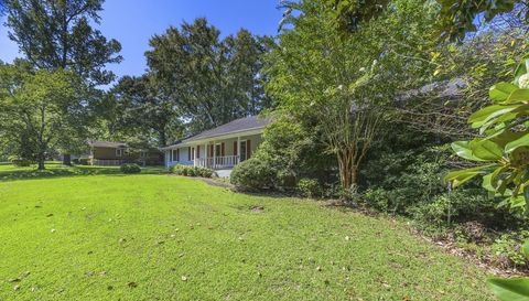 1137 Clairmont Pl