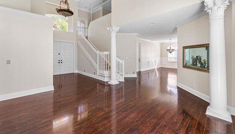 6135 Vista Linda Lane