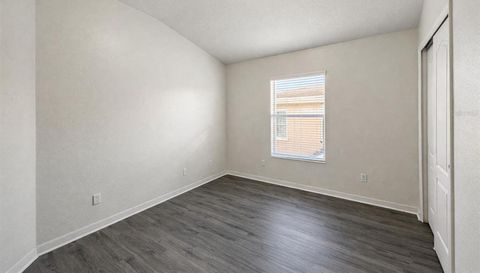 15342 OAK APPLE COURT